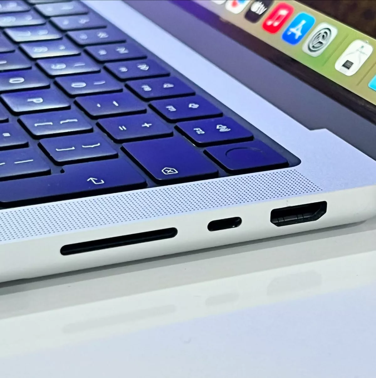Macbook Pro m3 pro 3