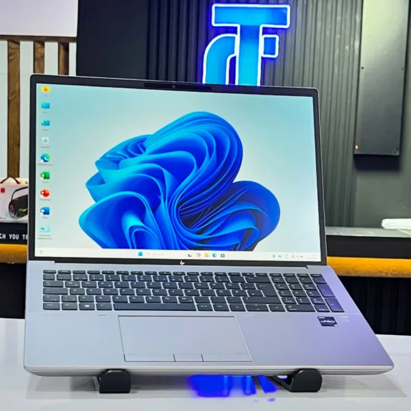 HP Zbook 16 G10