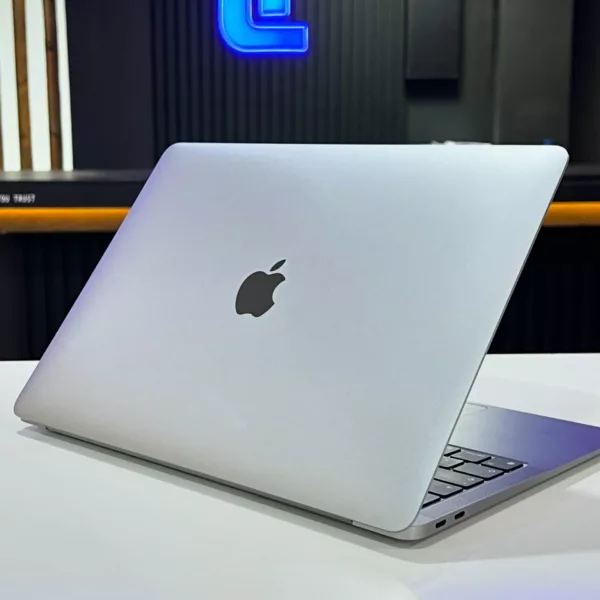 macbook air m1 16go 512go
