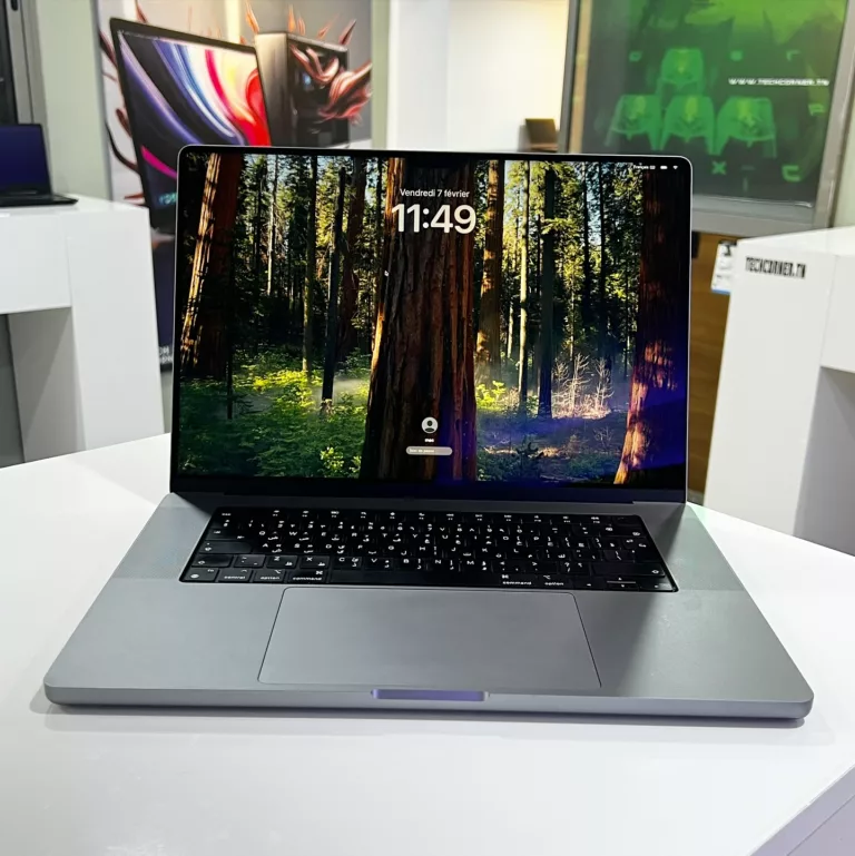 MACBOOK PRO M1 MAX