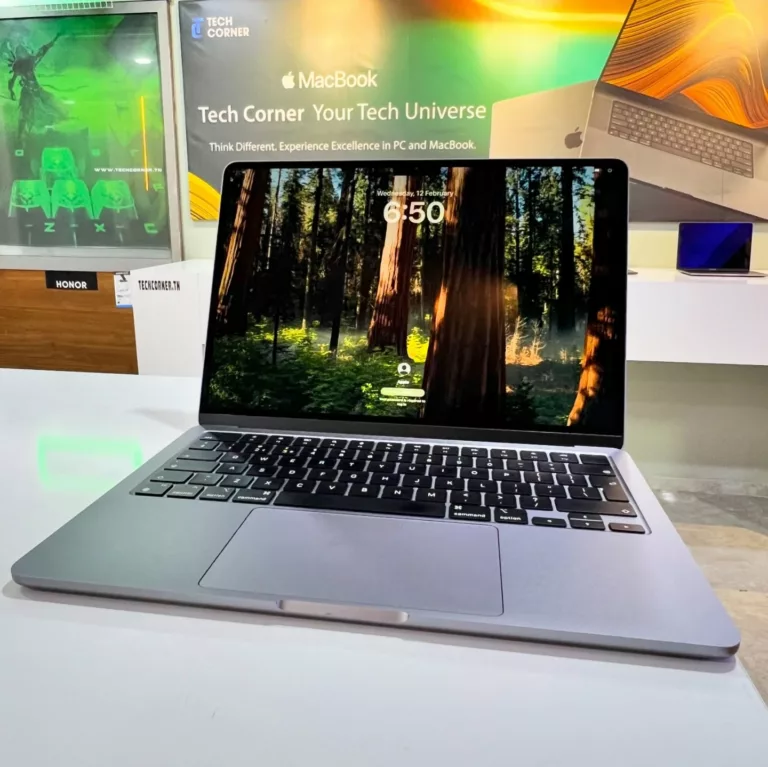 Macbook air M3 2024 A3113